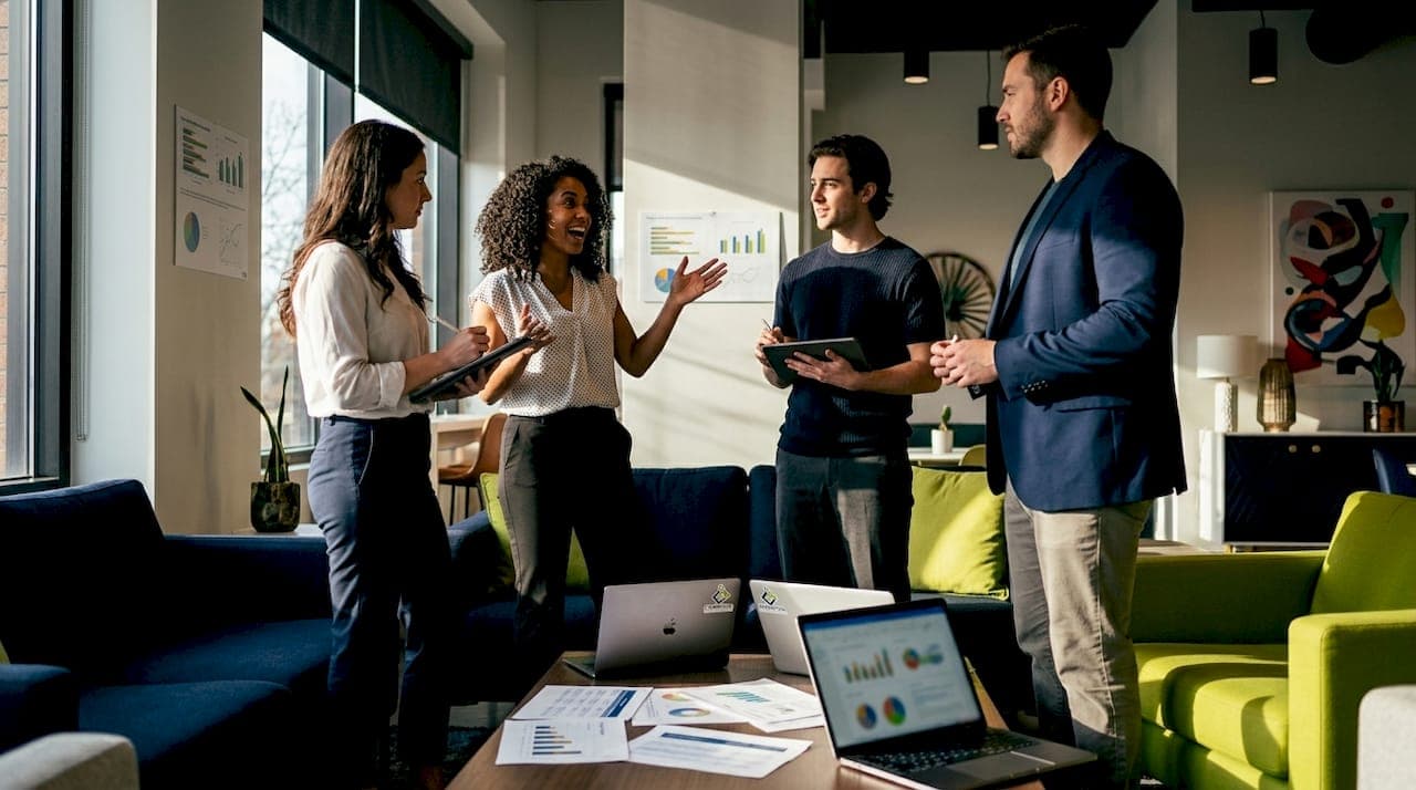 HR Payroll Collaboration Best Practices for 2026